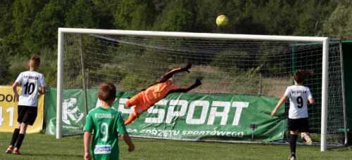 AP GREEN vs FC LESZNOWOLA - rozgrywki E2-2022
