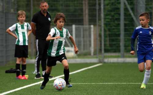 MKS PIASECZNO vs AP GREEN - rozgrywki E2-2022